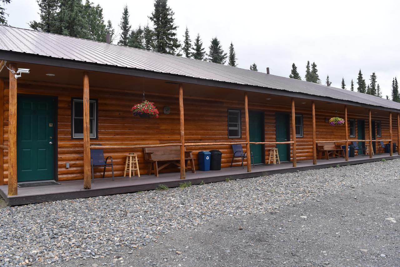 Backwoods Lodge Cantwell Exterior photo